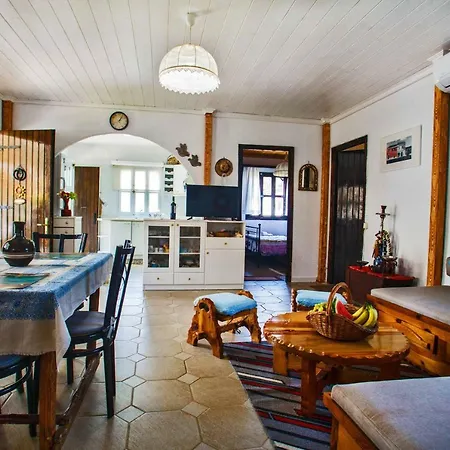 بيت للعطل Achilleas