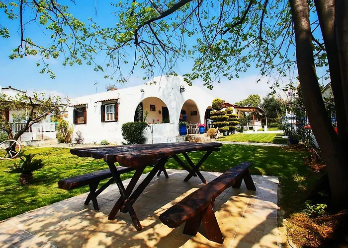 Holiday home Achilleas *